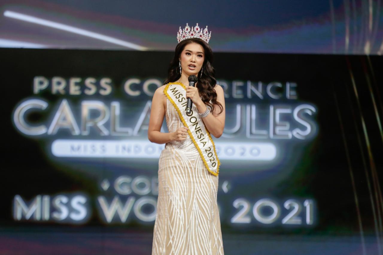Miss Indonesia Carla...