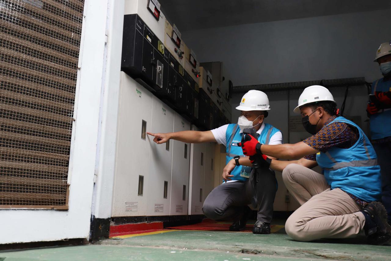 PLN Suplai Listrik Berlapis...