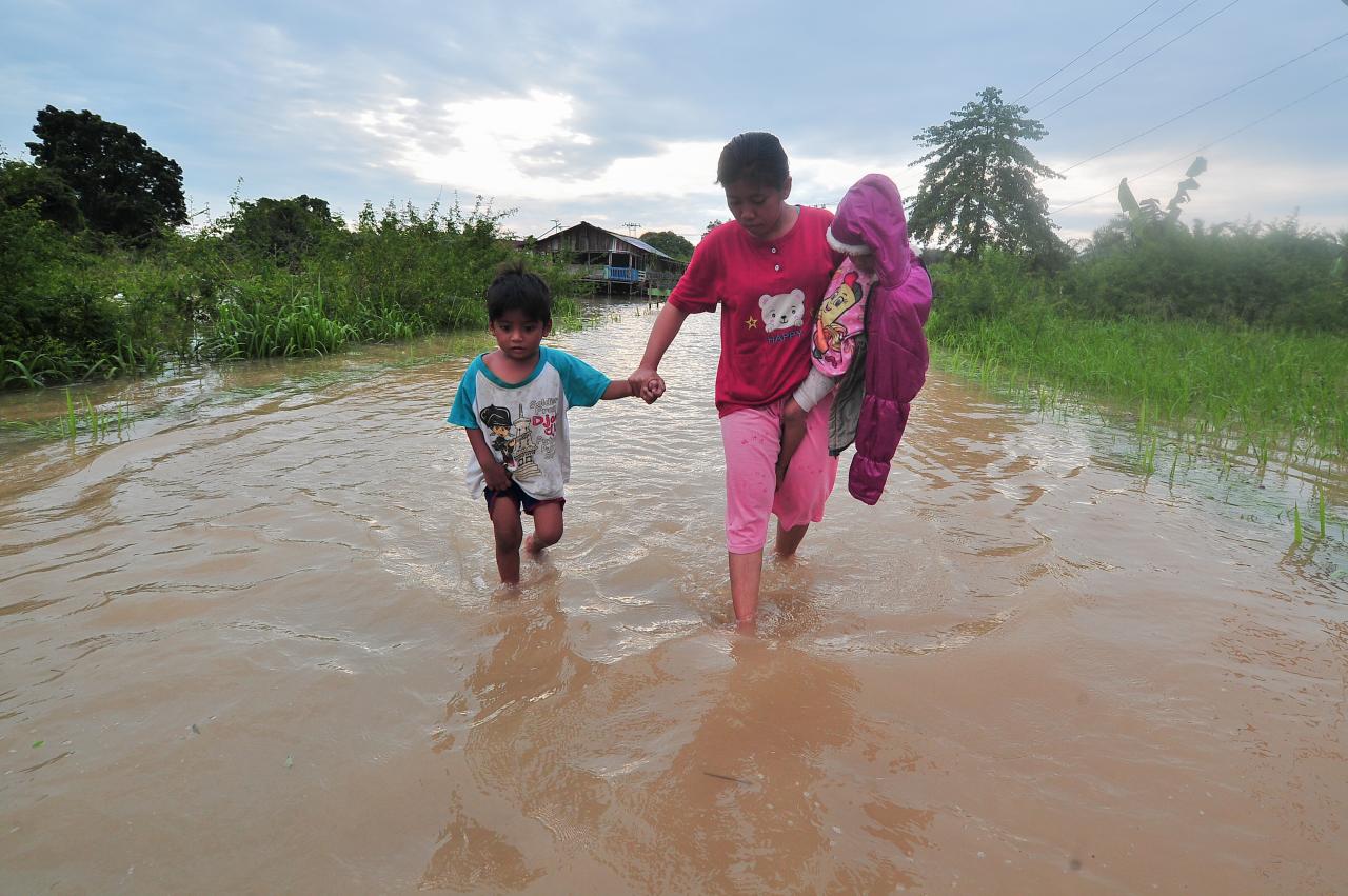Banjir Luapan Sungai...
