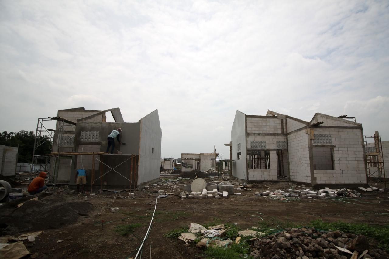 Penyerahan 53 Rumah...