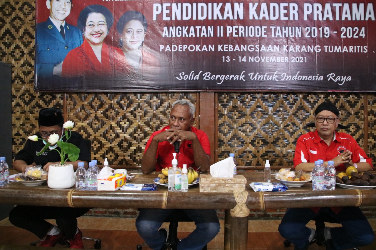 PDIP Gelar Pendidikan...