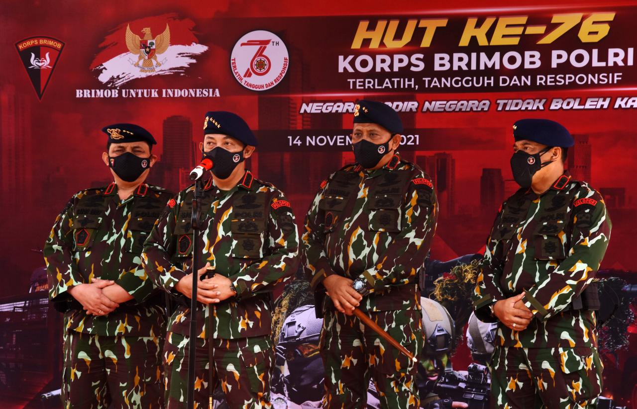 Kapolri Hadiri Peringatan...