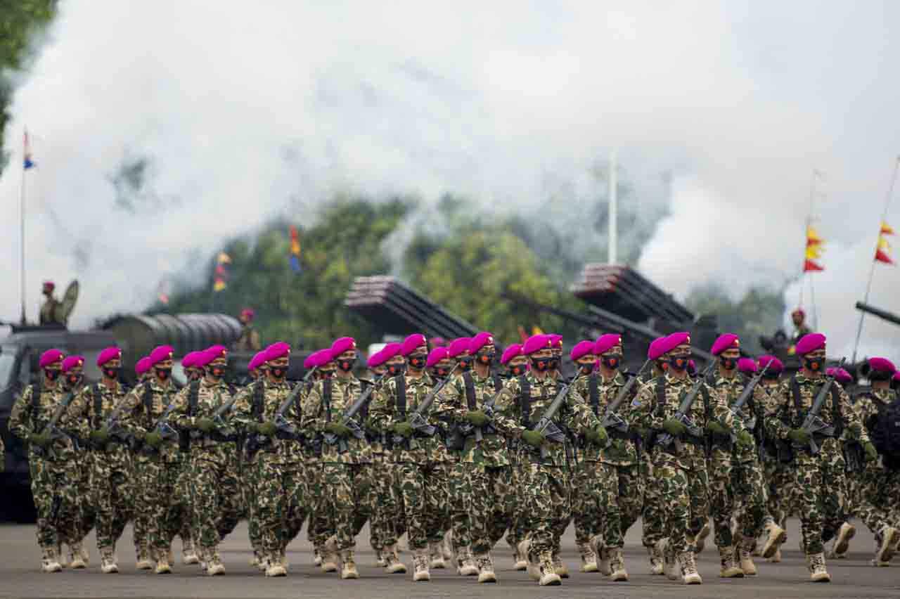 Korps Marinir Gelar...