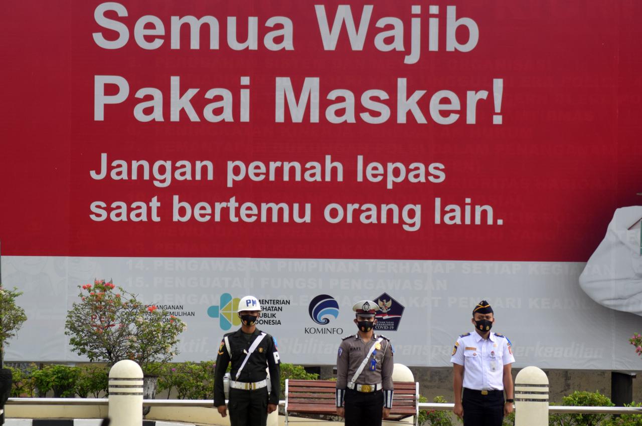 Polda Jateng Gelar Apel...