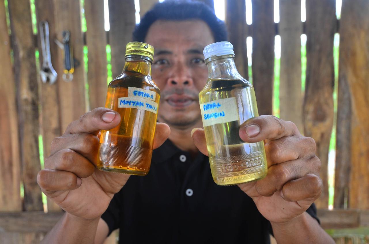 Warga Desa Sidorekso...