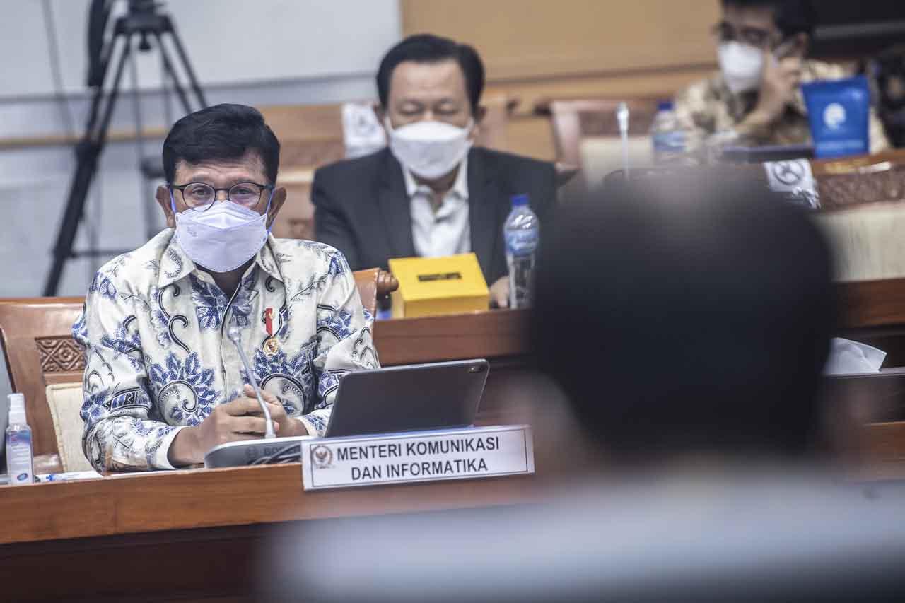Identifikasi Tiga Aspek...