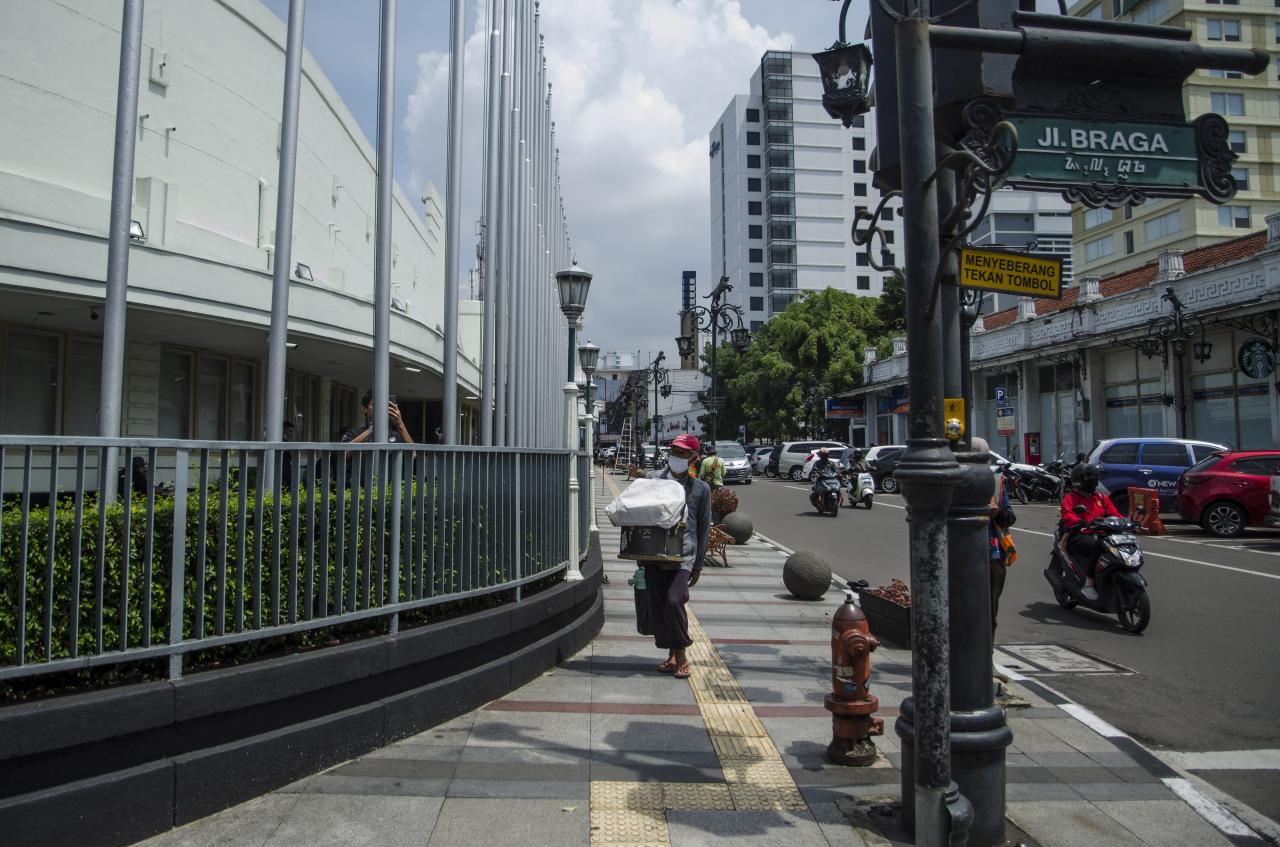 Jalan Braga Bandung...
