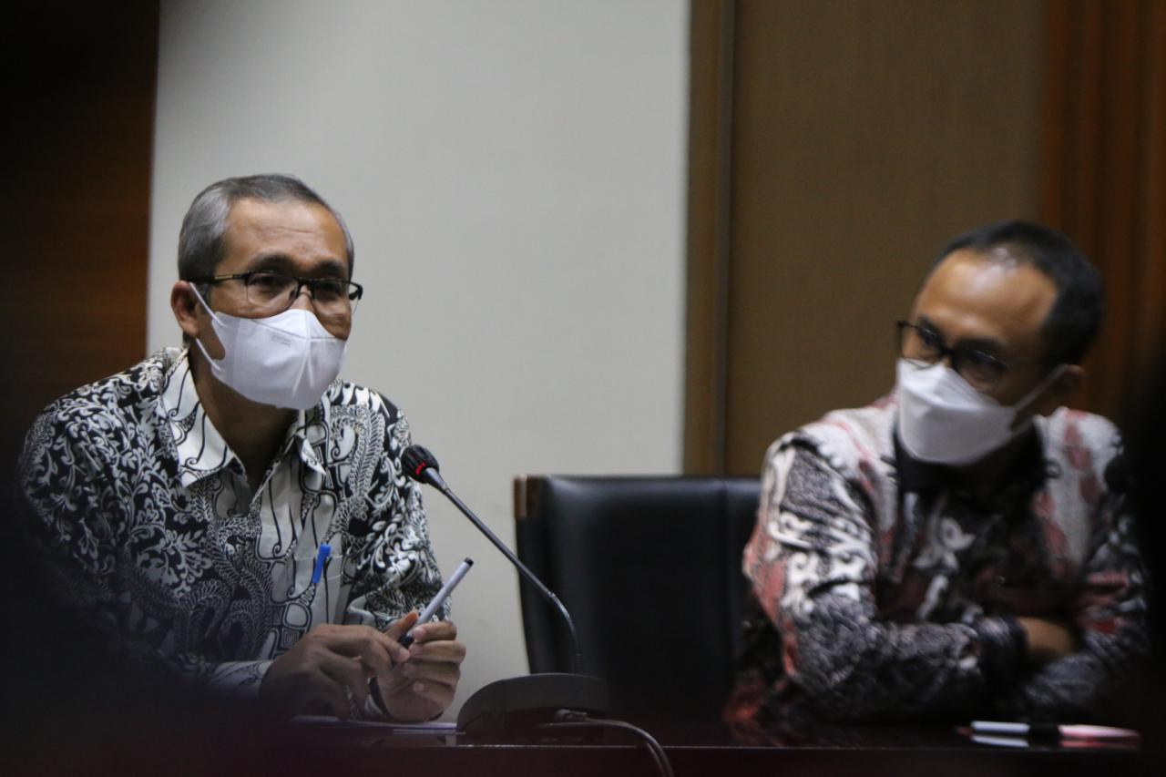 Bahas Koordinasi dan...