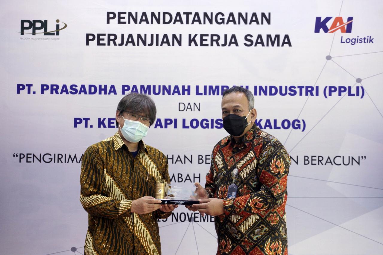Percepat Pengiriman...