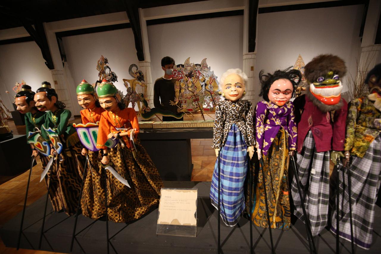 Pameran Wayang Rupa...