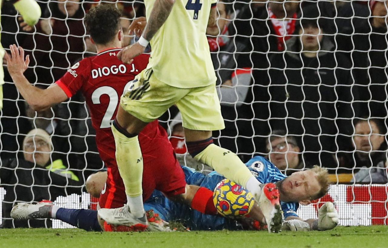 Perkasa di Anfield,...