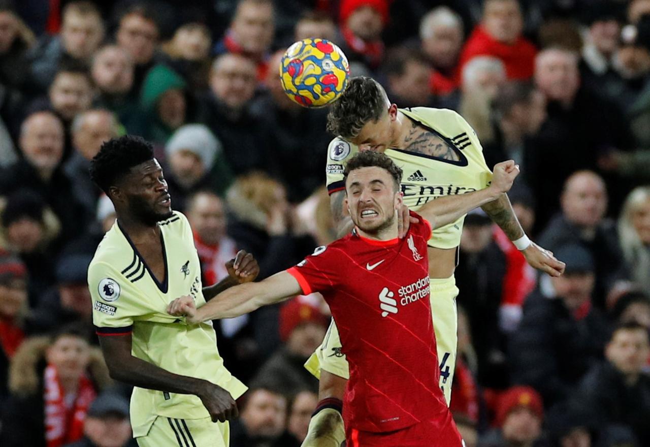 Perkasa di Anfield,...