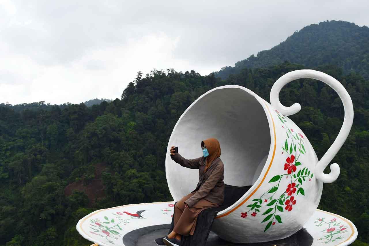 Objek Wisata Watu Mulai...