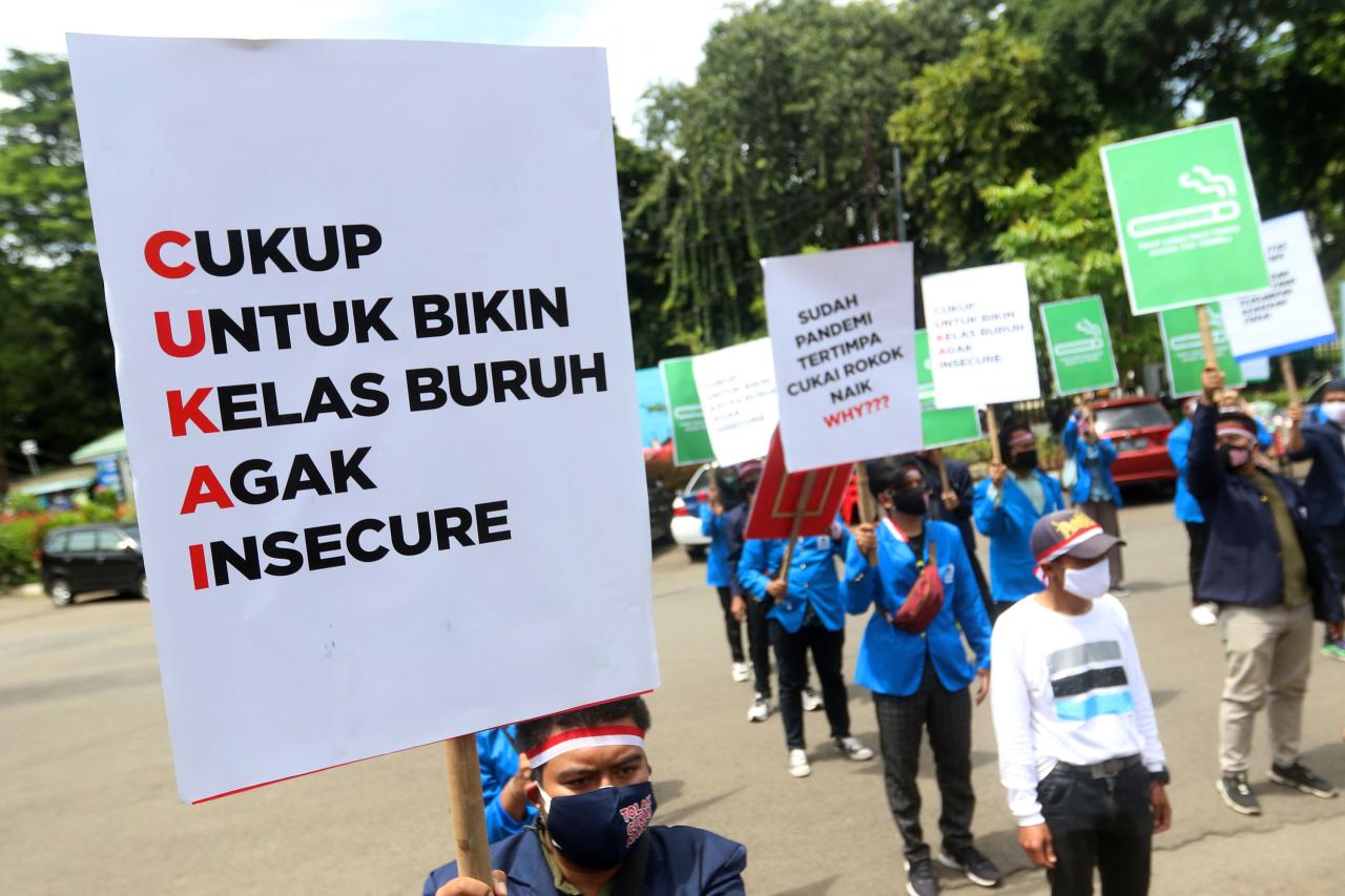 Aksi Tolak Kenaikan...