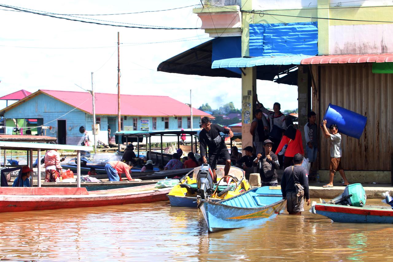 Sebulan Berlalu, Banjir...