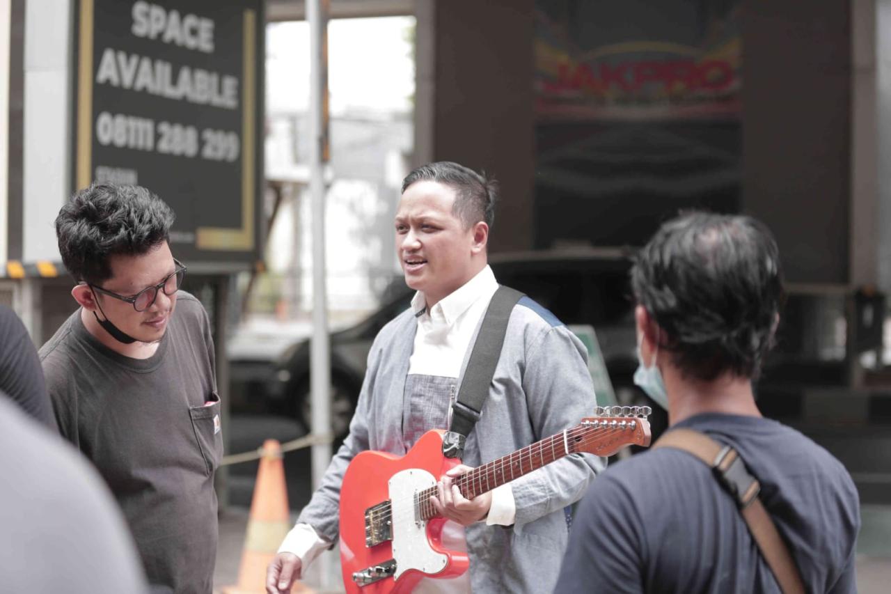 JTZ Luncurkan Video...