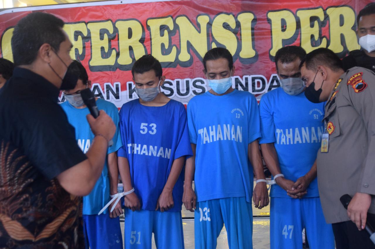Polda Jateng Bekuk Komplotan...