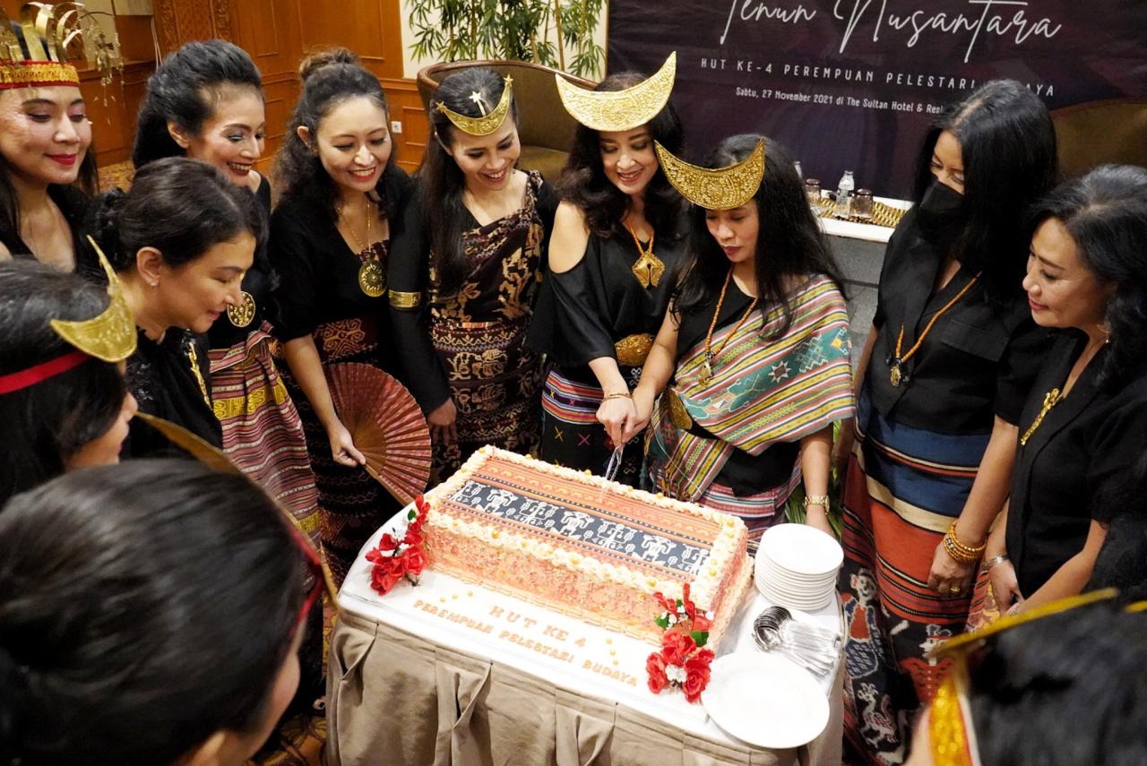 Komunitas Perempuan...