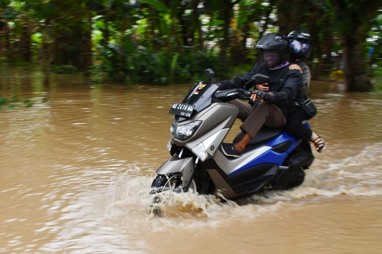 Banjir Rendam Sejumlah...
