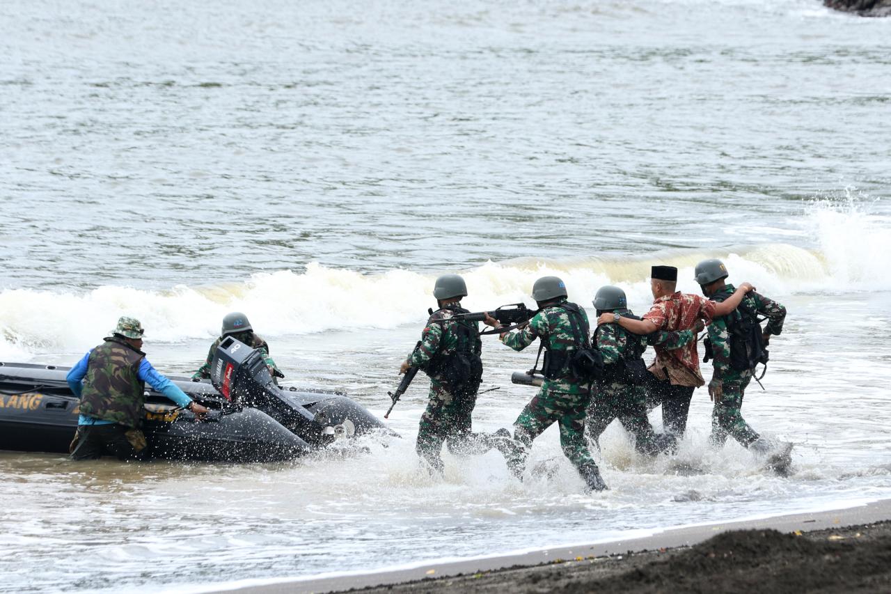 Aksi Prajurit Raider...