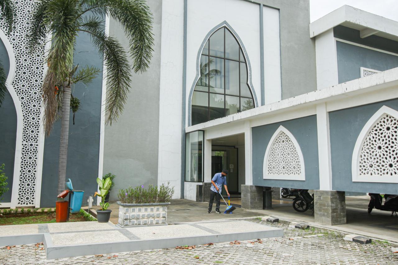 Asrama Haji Pondok Gede...