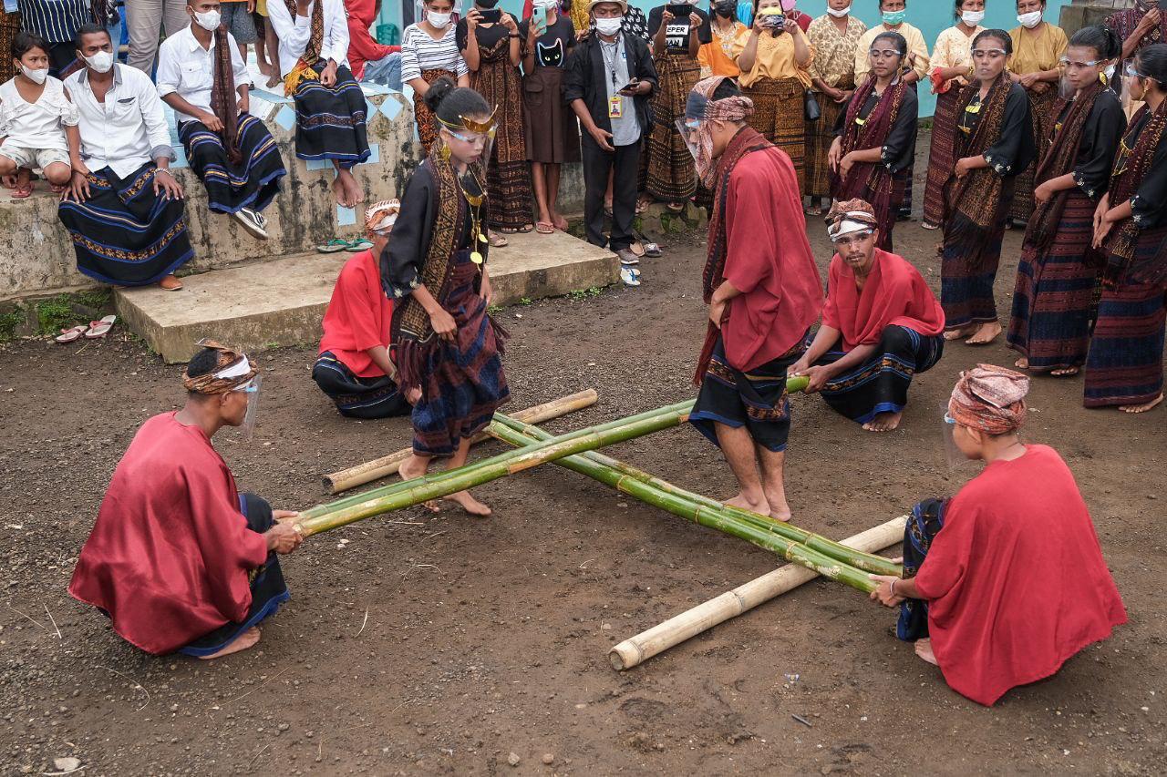 Dukung Penciptaan Lapangan...
