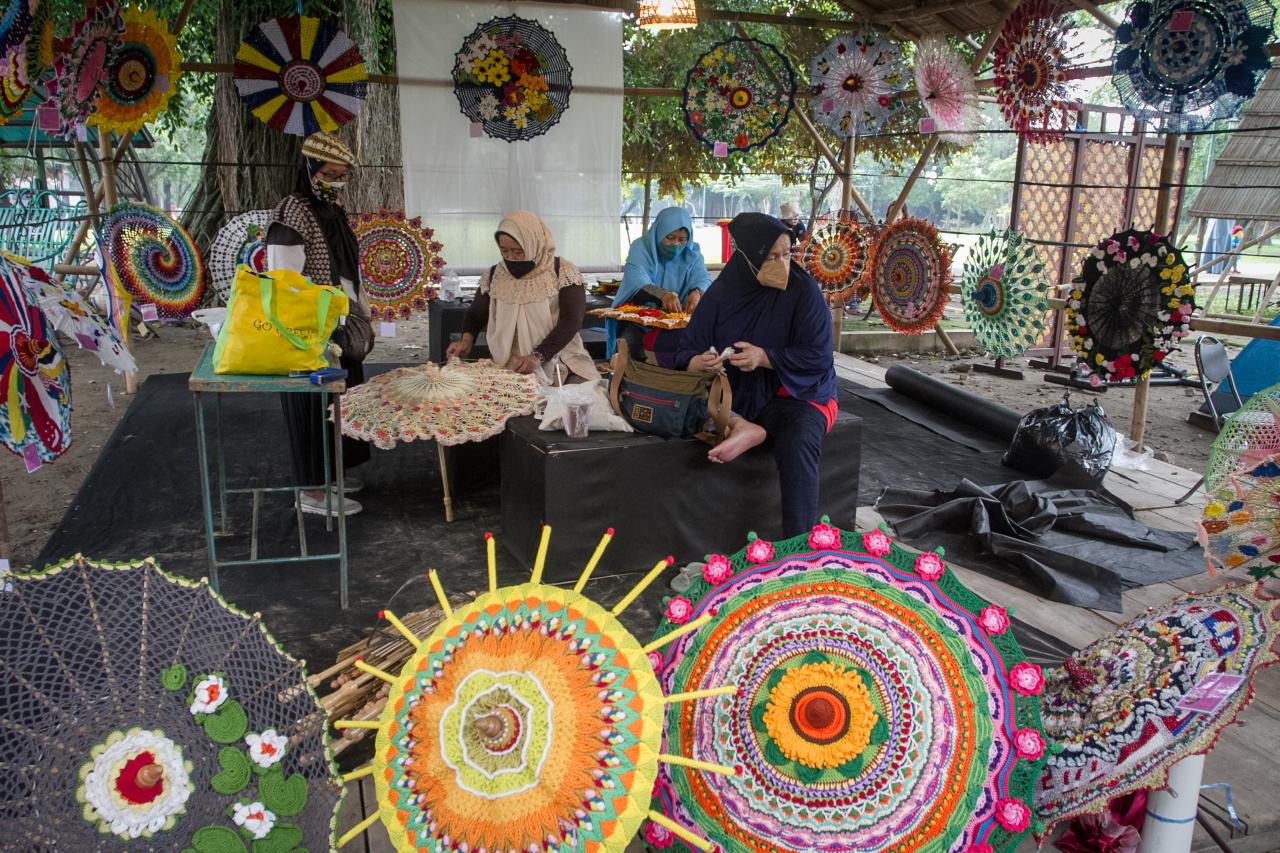 Warna-Warni Festival...
