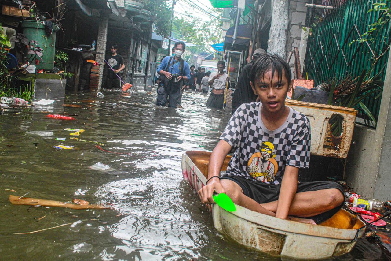 Banjir Rob Landa Permukiman...