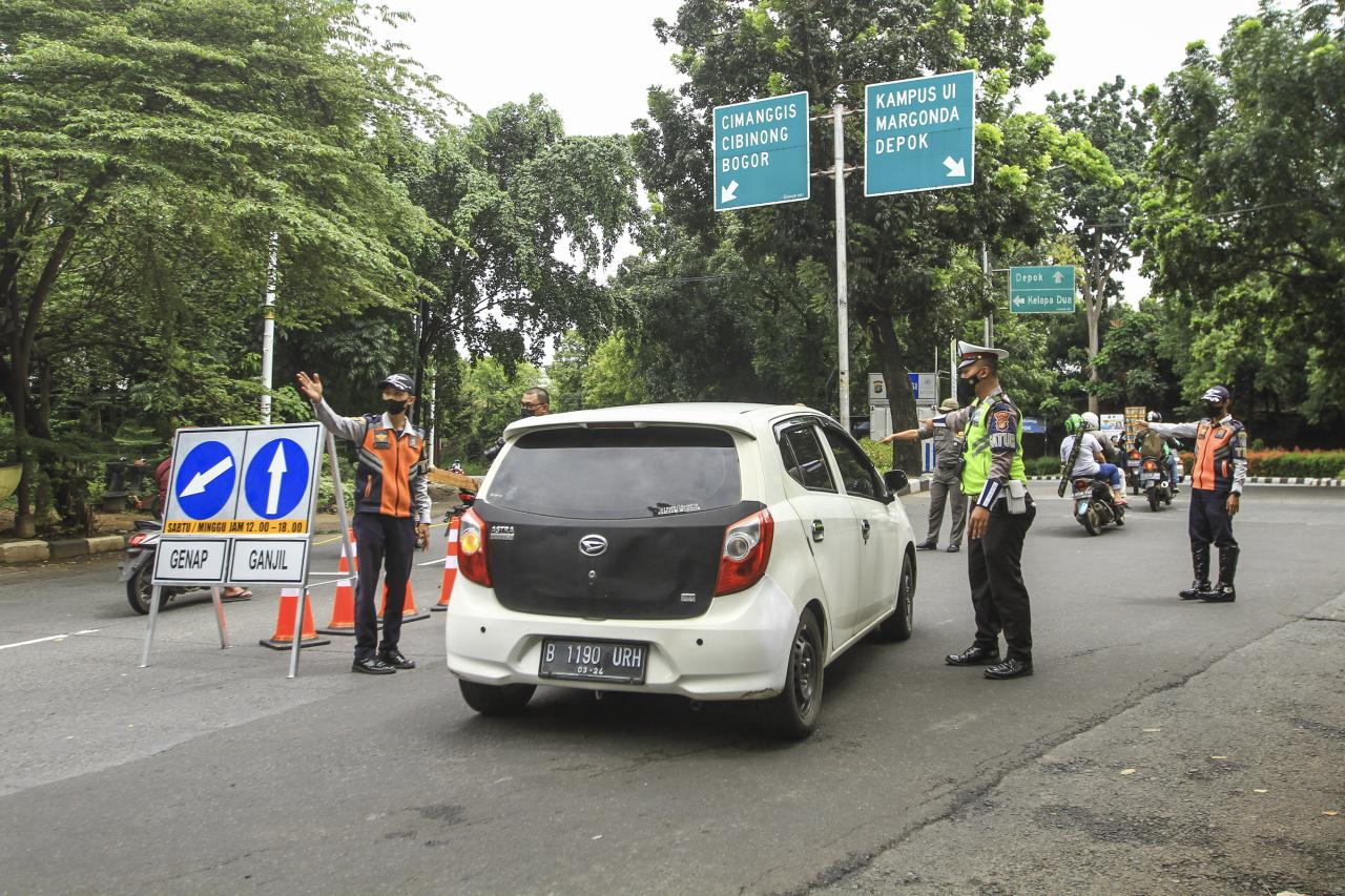 Uji Coba Ganjil Genap...