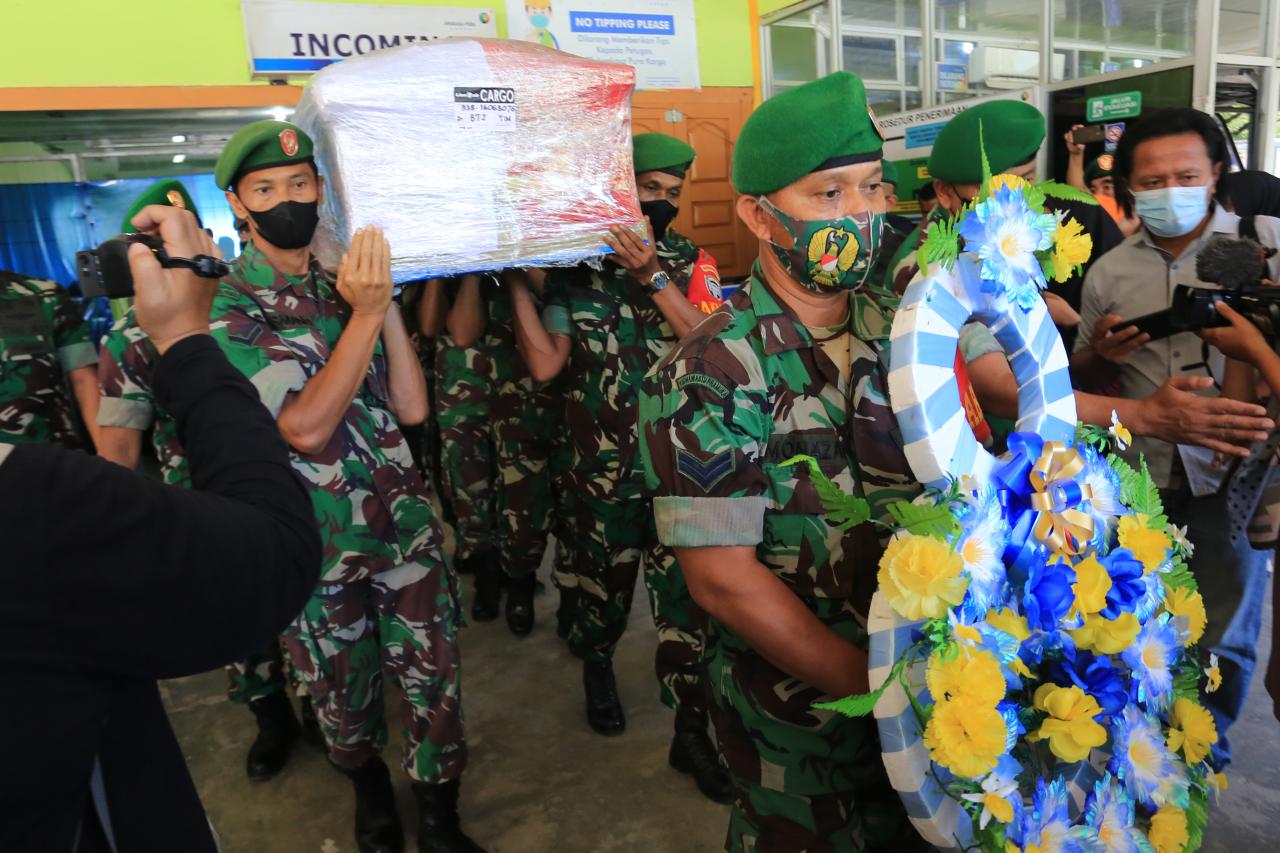 Jenazah Prajurit TNI...