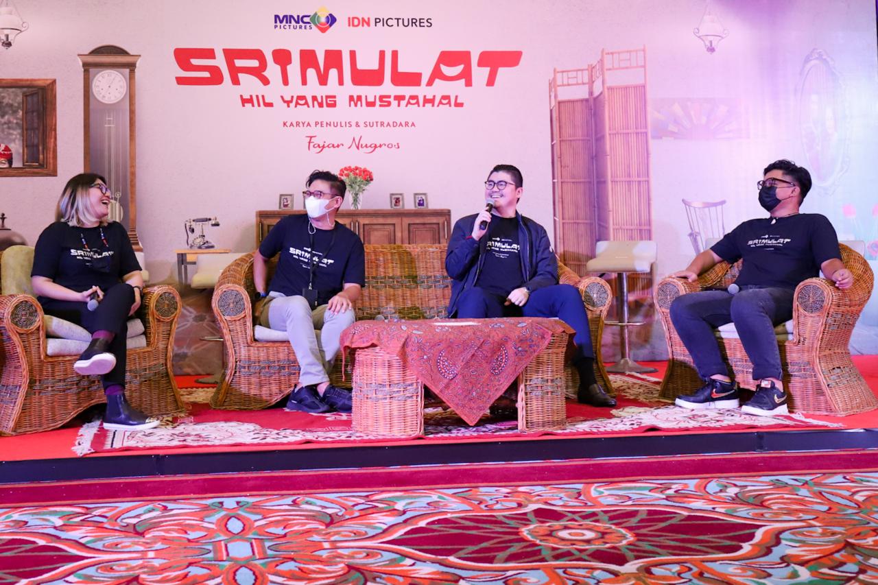 Film Srimulat Hil Yang...