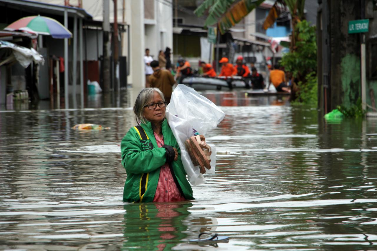 Ratusan Rumah Terendam...