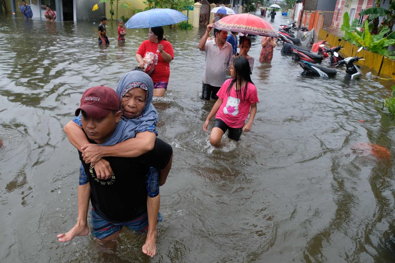 Makassar Dikepung Banjir,...