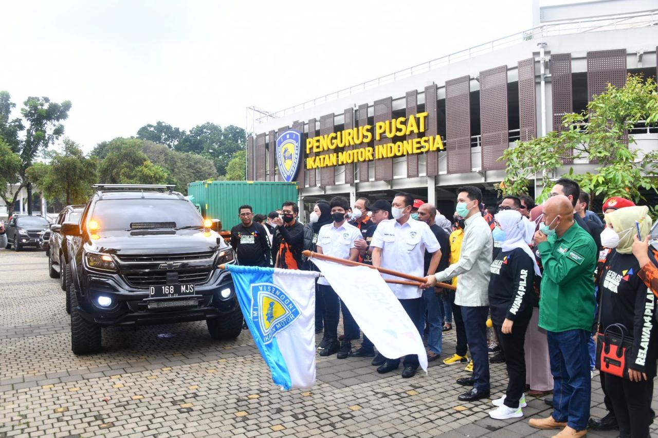 Bamsoet Donasikan Enam...