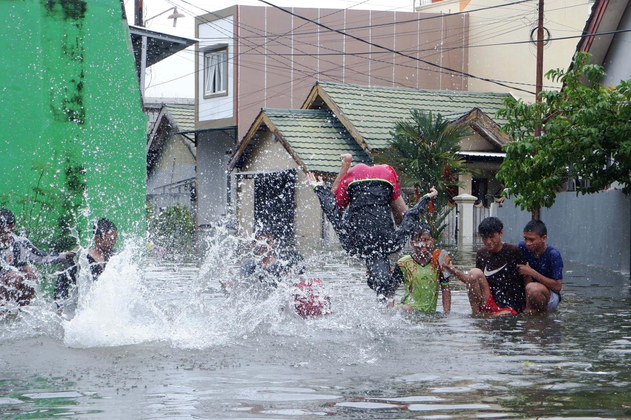 Ratusan Rumah di Kawasan...