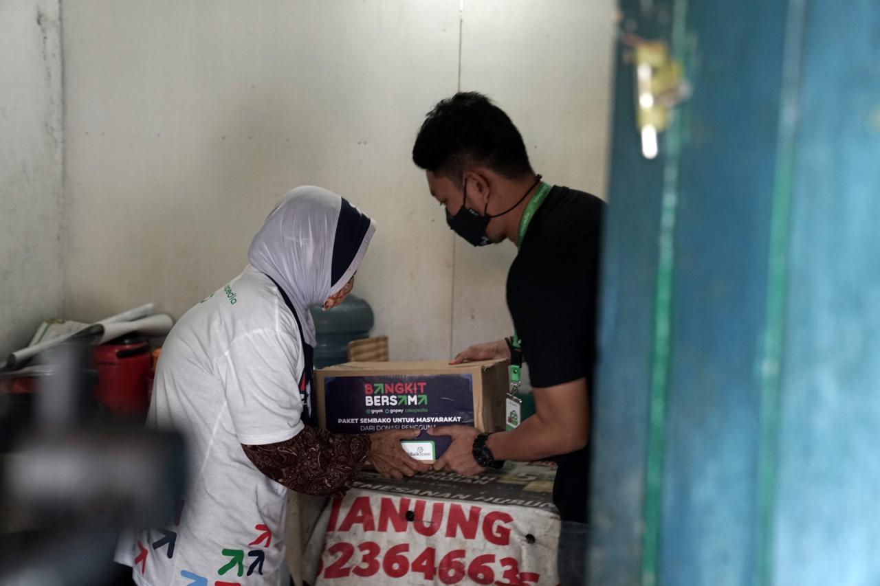 Gerakan Bangkit Bersama...