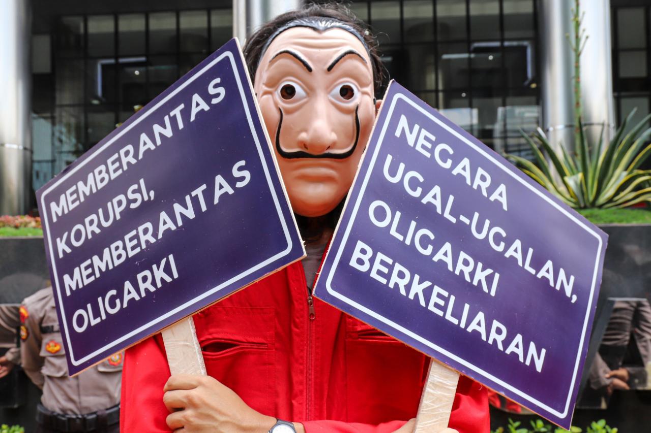 Peringati Hari Antikorupsi...