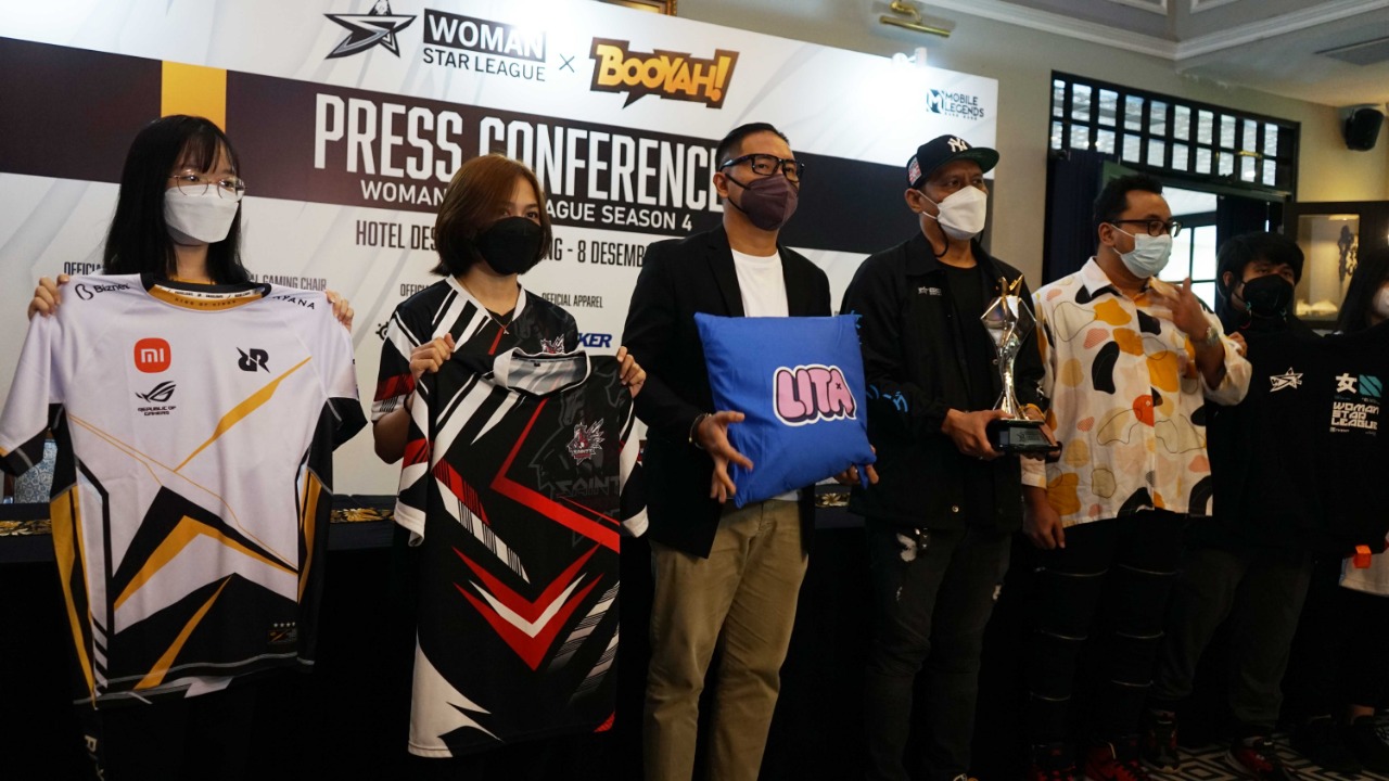 Woman Star League Season...