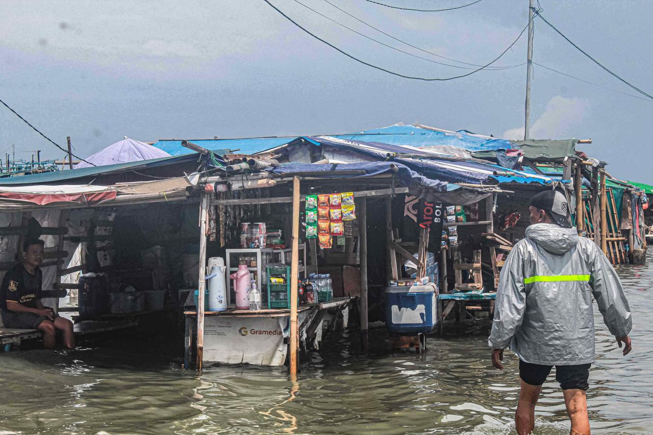 Dermaga Kali Adem Kembali...