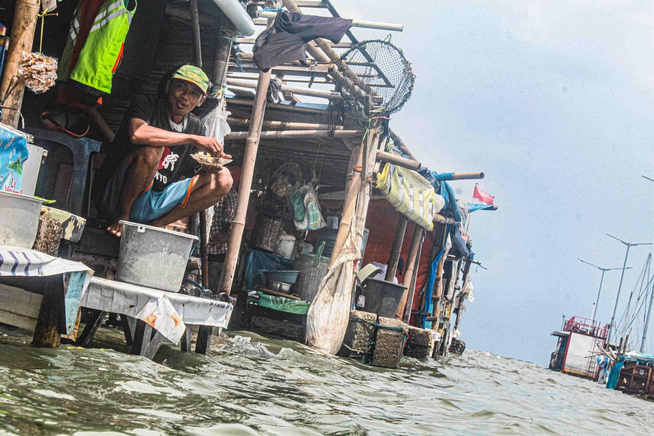 Dermaga Kali Adem Kembali...