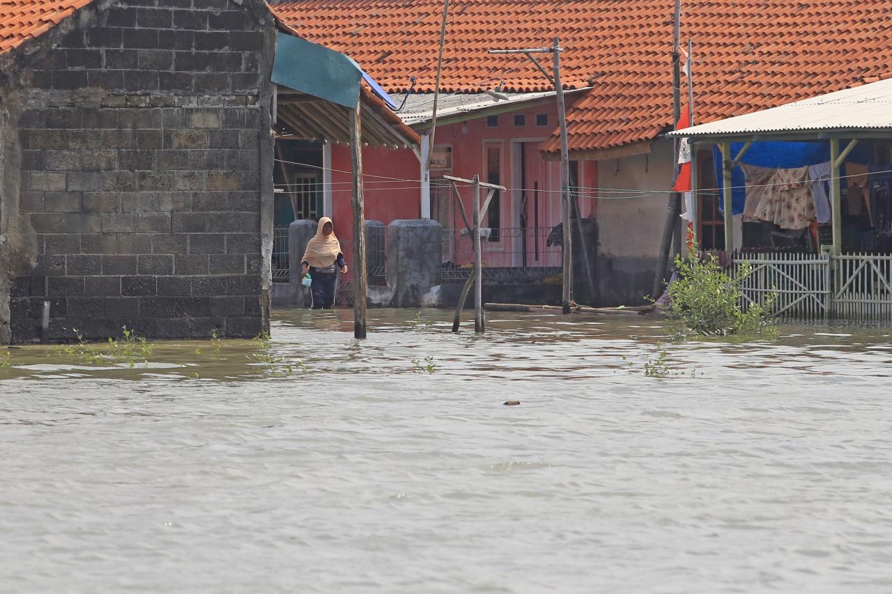 Hampir Sebulan Banjir...