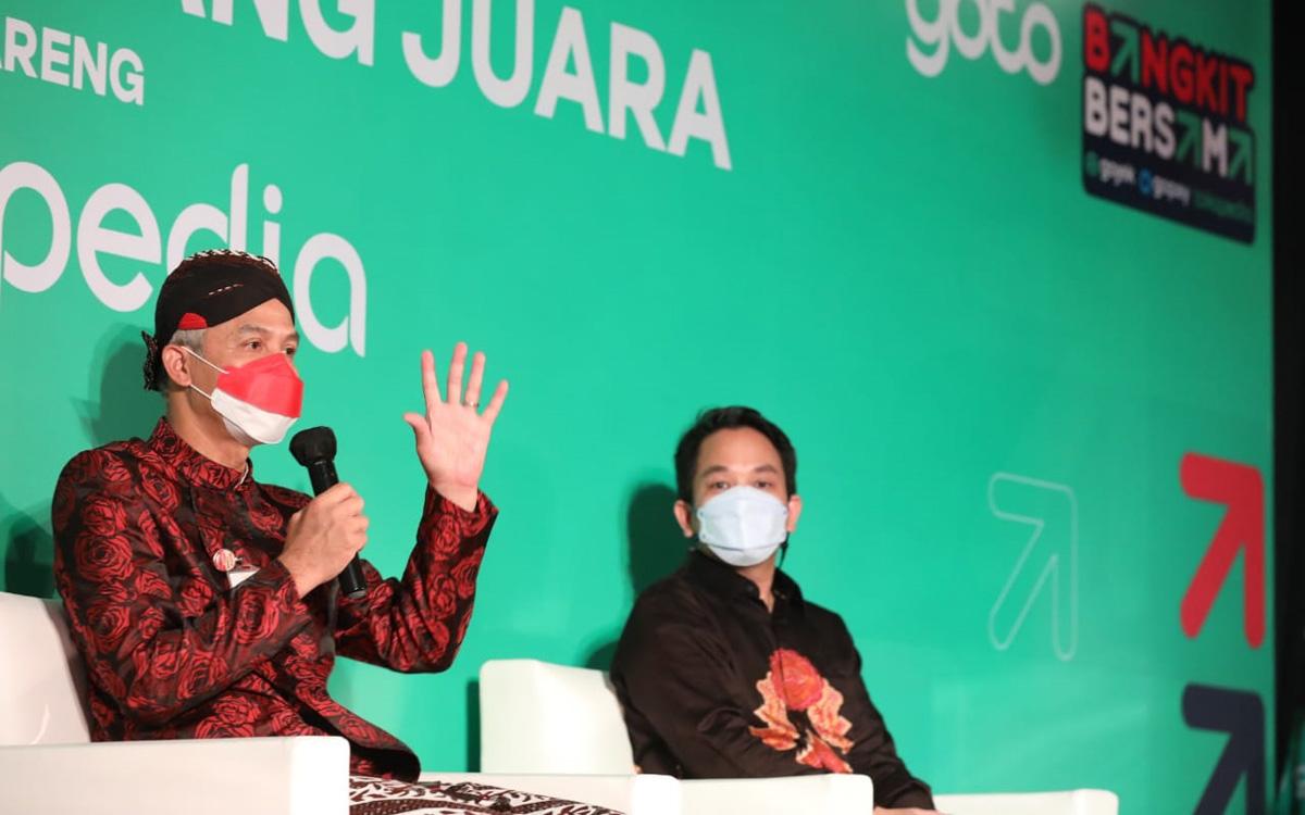 Gubernur Ganjar Gandeng...