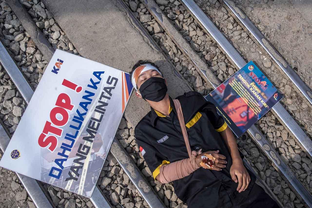 Sosialisasi Keselamatan...
