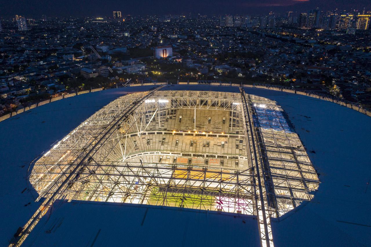 Berstandar FIFA, Begini...