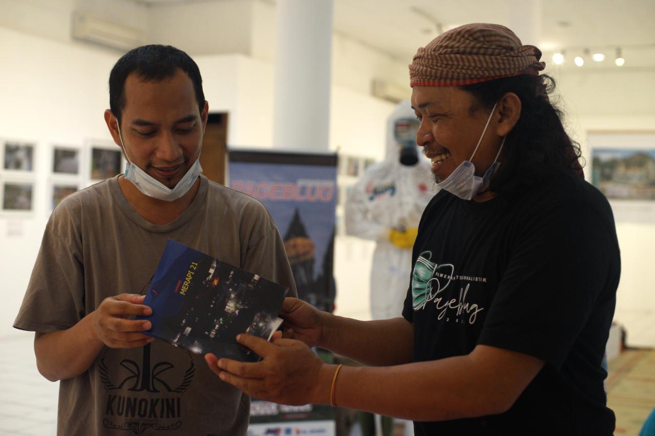 Peluncuran Buku Foto...
