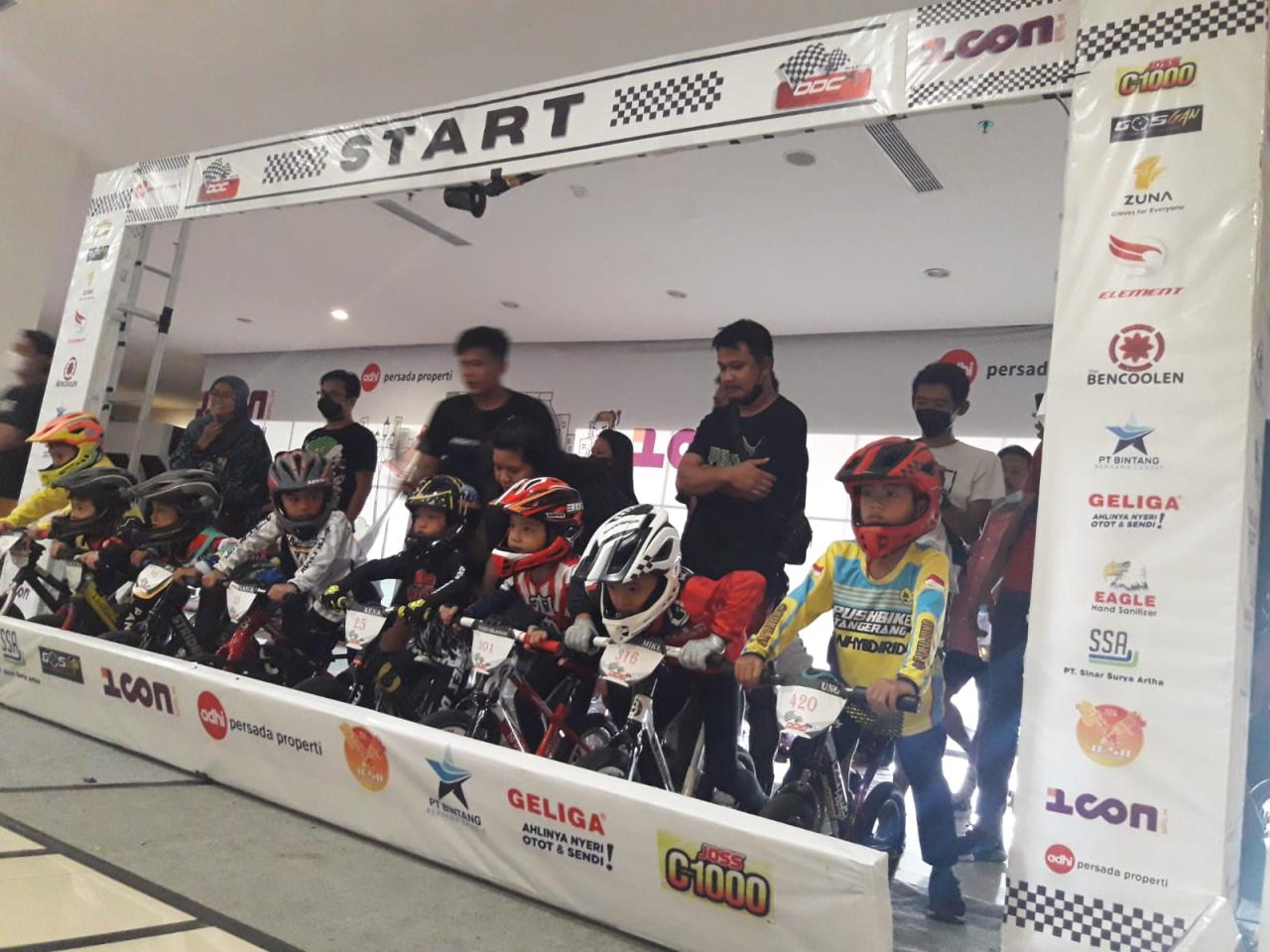 Keseruan Lomba Balance...
