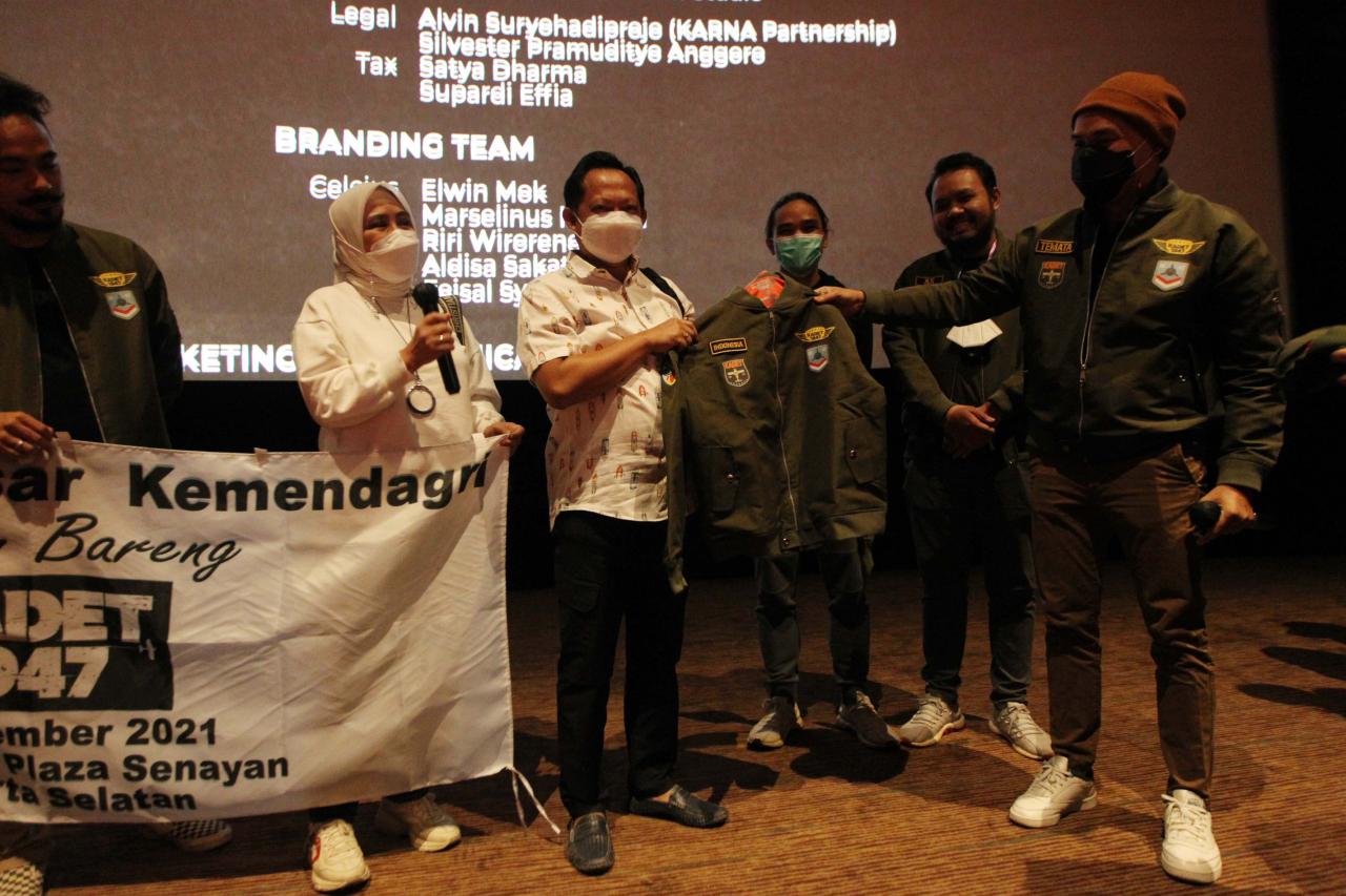 Tiga Pekan Dirilis,...