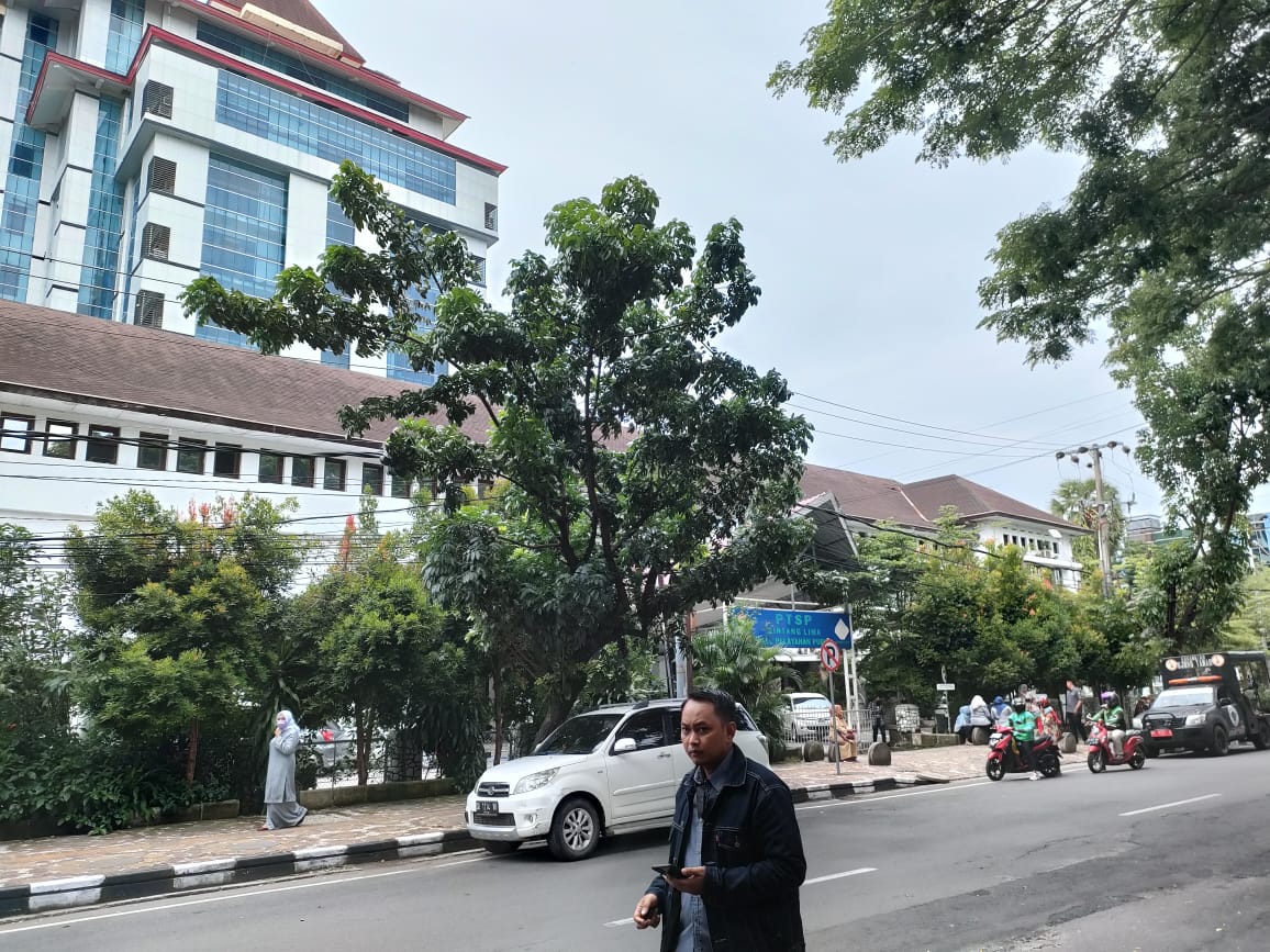 Getaran Gempa Larantuka...