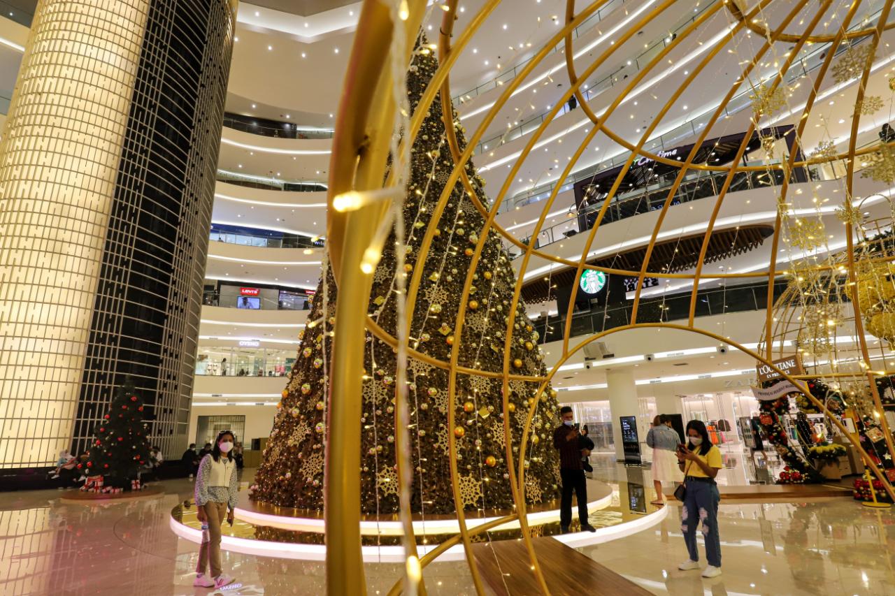 Meriahkan Natal dan...