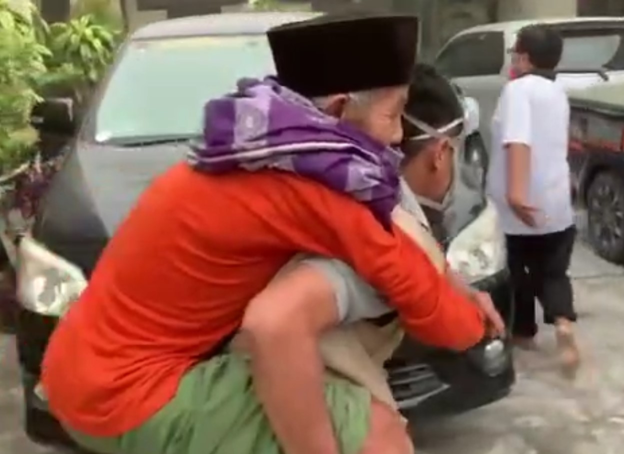 Banjir Lahar Dingin...